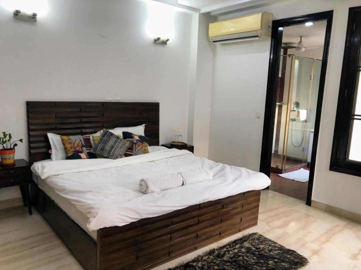 อวตาร ลิฟวิ่ง แอท ซัฟดาร์จุง เอนเคลฟ Bed & Breakfast นิวเดลี ภายนอก รูปภาพ