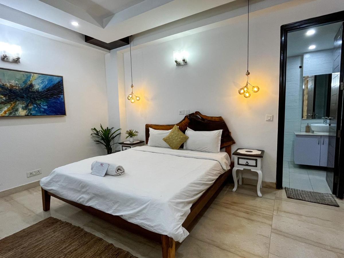 อวตาร ลิฟวิ่ง แอท ซัฟดาร์จุง เอนเคลฟ Bed & Breakfast นิวเดลี ภายนอก รูปภาพ